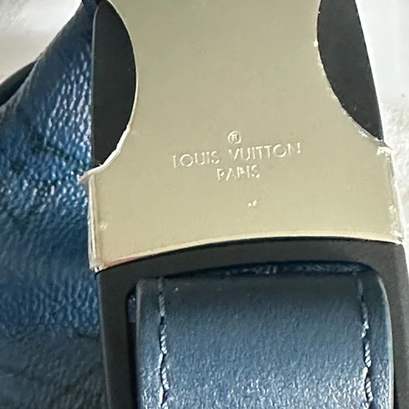 Louis Vuitton Blue Monogram Embossed Leather Shoulder Bag - Picture 11 of 16